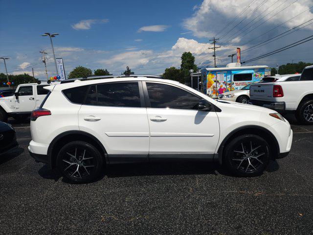2018 Toyota RAV4 SE