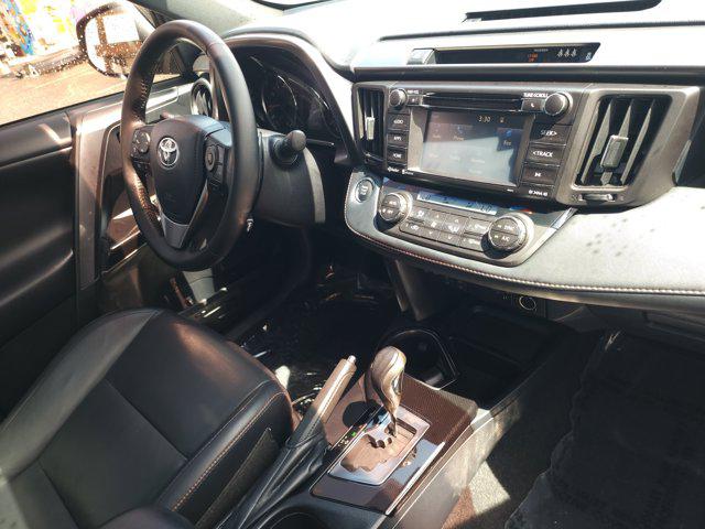 2018 Toyota RAV4 SE