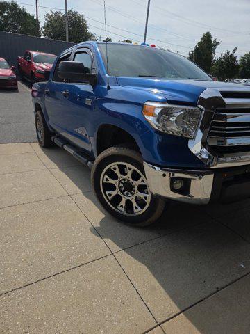 2016 Toyota Tundra CrewMax 5.7L FFV V8 6-Spd AT S