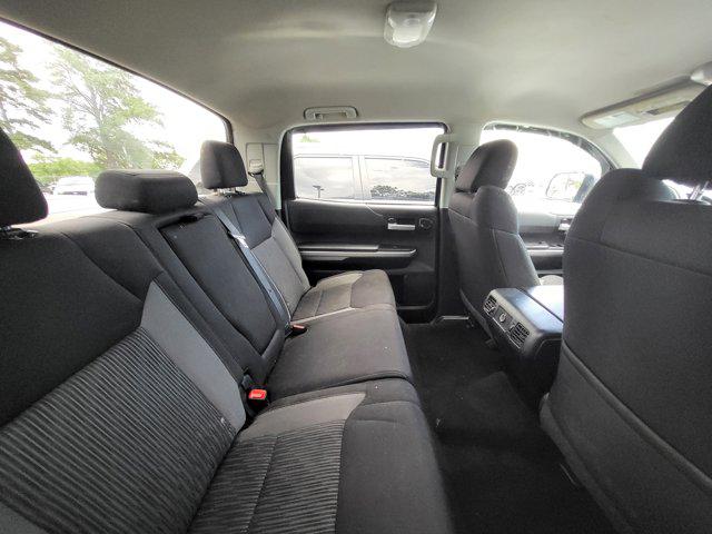 2016 Toyota Tundra CrewMax 5.7L FFV V8 6-Spd AT S