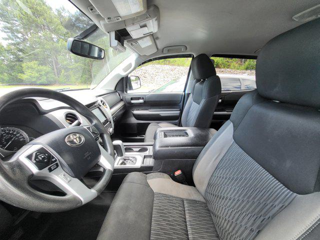 2016 Toyota Tundra CrewMax 5.7L FFV V8 6-Spd AT S
