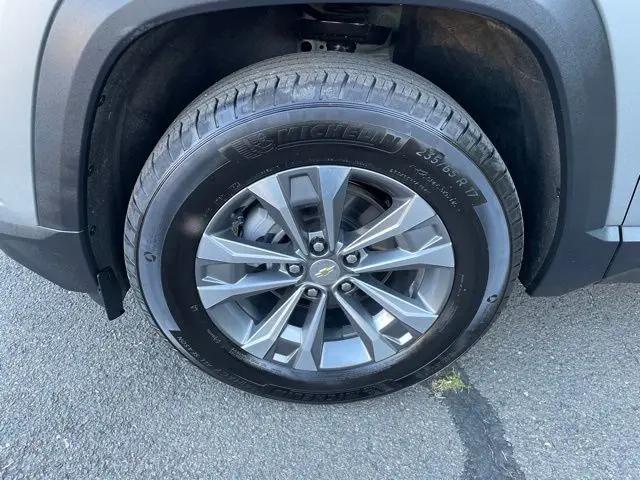 2025 Chevrolet Equinox AWD LT