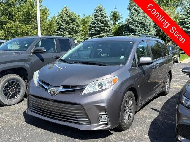 2020 Toyota Sienna Limited Premium
