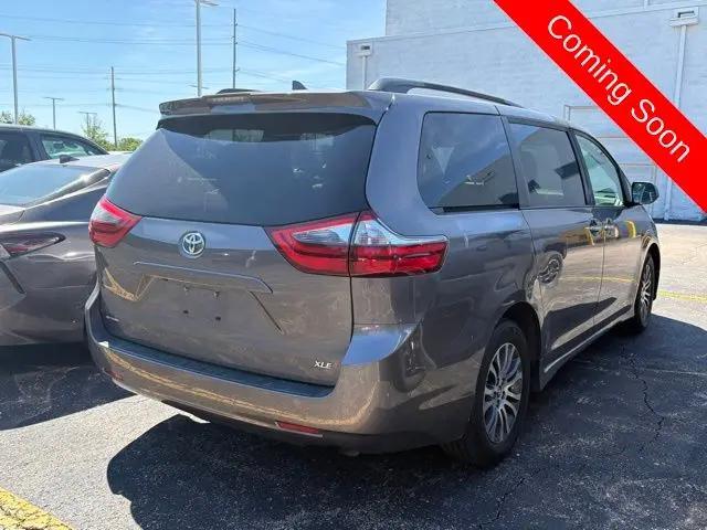 2020 Toyota Sienna Limited Premium