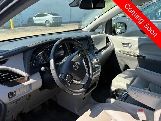 2020 Toyota Sienna Limited Premium
