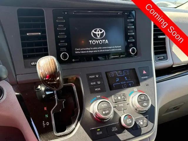 2020 Toyota Sienna Limited Premium