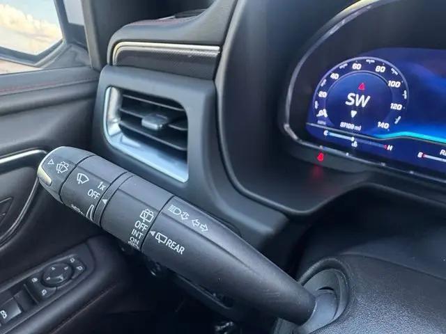 2024 Chevrolet Suburban 2WD RST