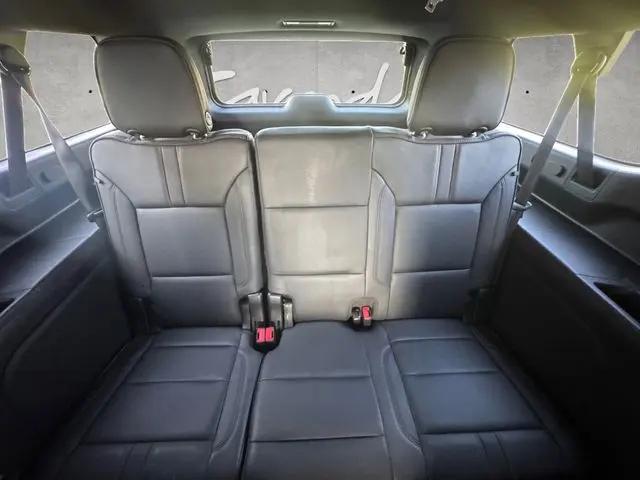 2024 Chevrolet Suburban 2WD RST