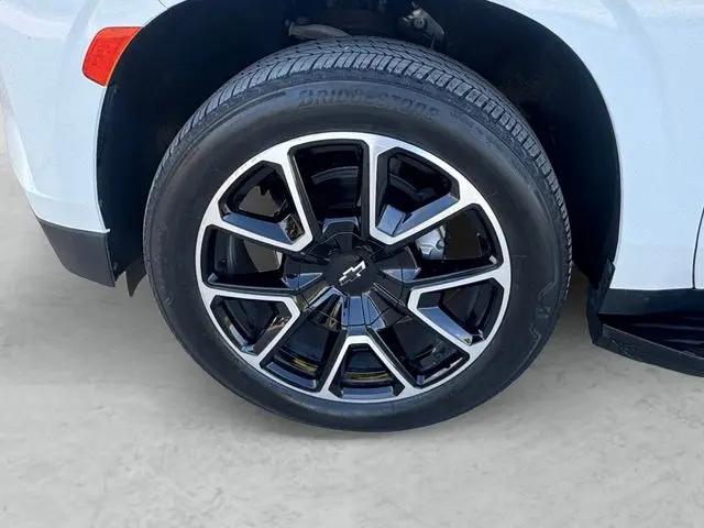 2024 Chevrolet Suburban 2WD RST