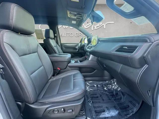 2024 Chevrolet Suburban 2WD RST