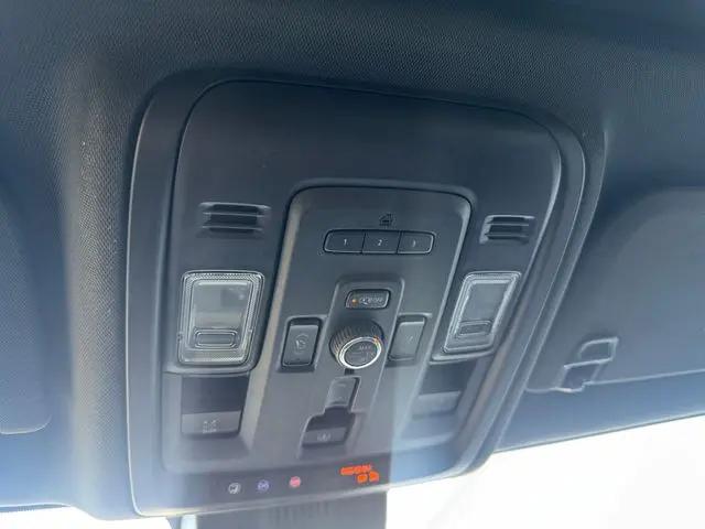 2024 Chevrolet Suburban 2WD RST