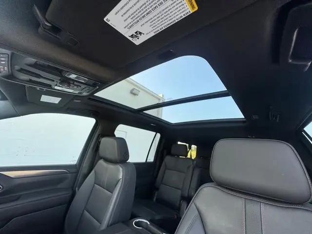 2024 Chevrolet Suburban 2WD RST