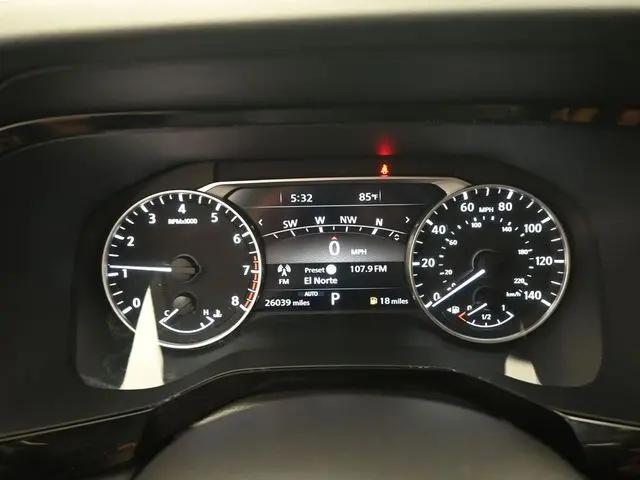 2025 Nissan Pathfinder SL 4WD