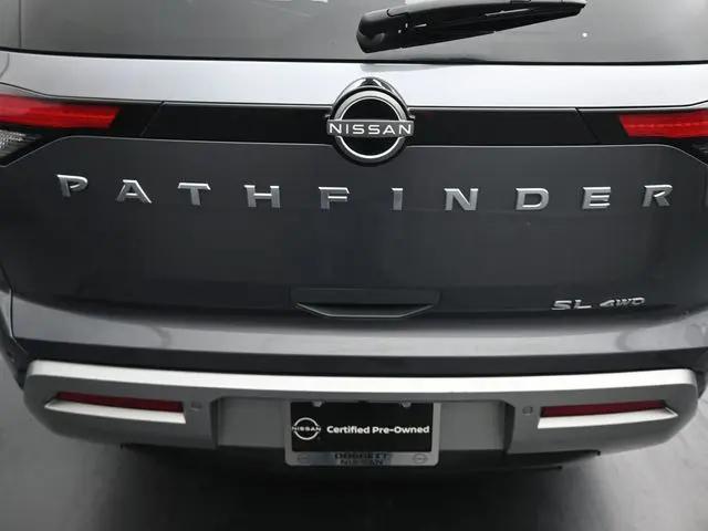 2025 Nissan Pathfinder SL 4WD