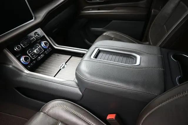 2021 GMC Yukon XL 4WD Denali
