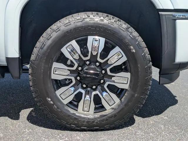 2026 GMC Sierra 2500HD Crew Cab, Standard Bed, Denali, 4WD