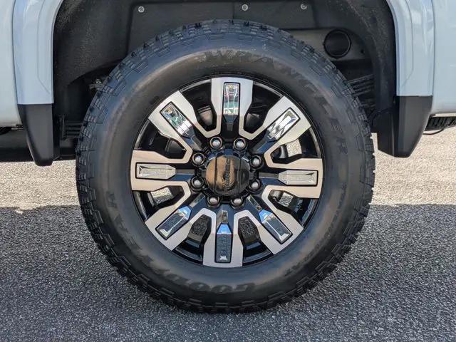 2026 GMC Sierra 2500HD Crew Cab, Standard Bed, Denali, 4WD