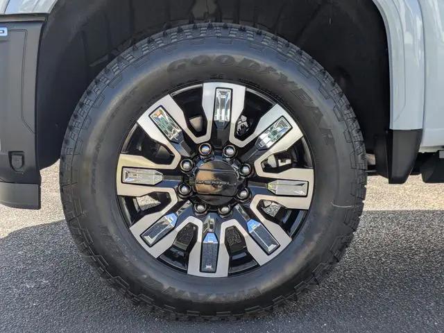 2026 GMC Sierra 2500HD Crew Cab, Standard Bed, Denali, 4WD