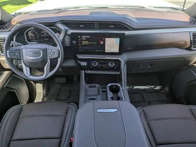 2026 GMC Sierra 2500HD Crew Cab, Standard Bed, Denali, 4WD
