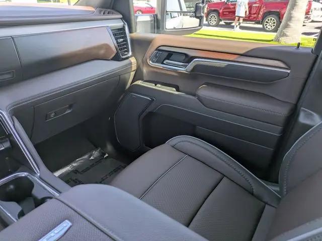 2026 GMC Sierra 2500HD Crew Cab, Standard Bed, Denali, 4WD