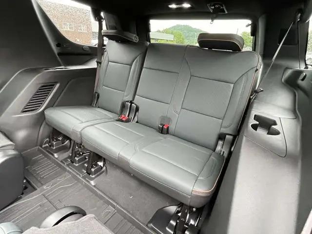 2026 GMC Yukon 4WD AT4