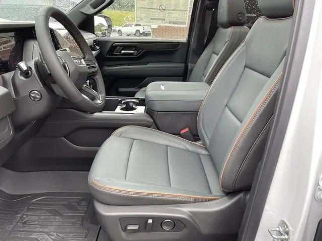 2026 GMC Yukon 4WD AT4