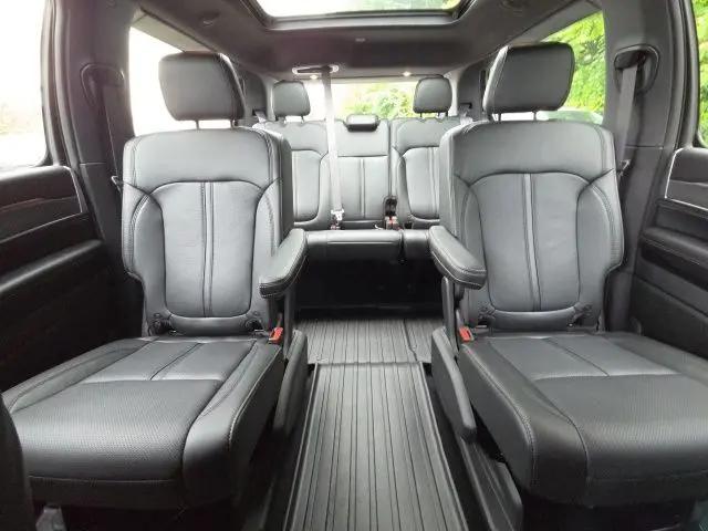 2023 Jeep Wagoneer Series II Carbide 4x4
