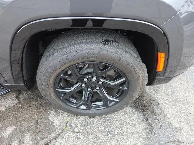 2023 Jeep Wagoneer Series II Carbide 4x4