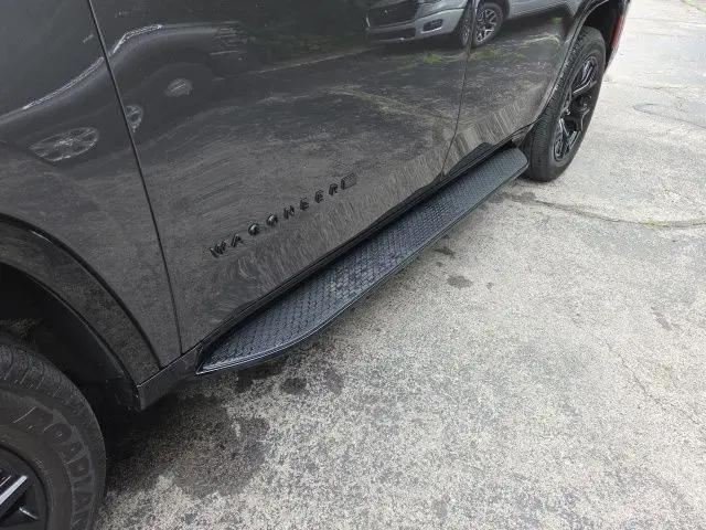 2023 Jeep Wagoneer Series II Carbide 4x4