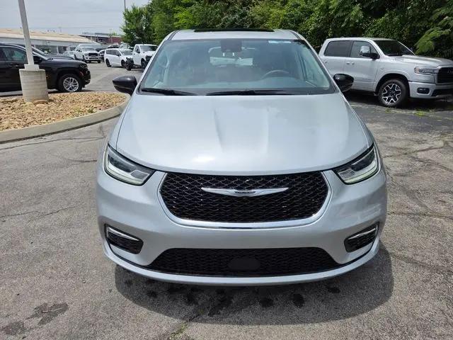 2024 Chrysler Pacifica Limited