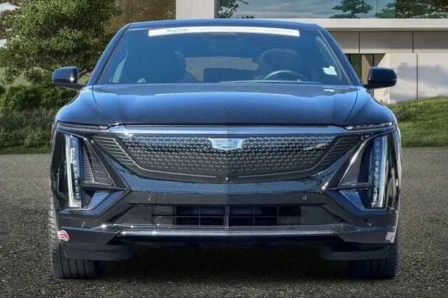 2024 Cadillac iQ Sport w/1SK