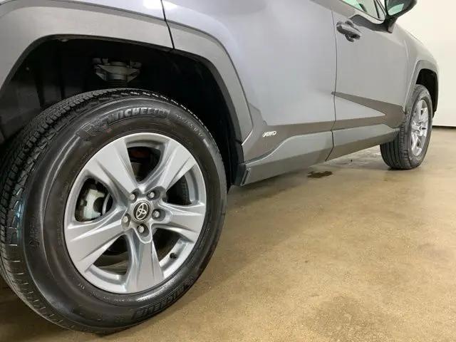 2025 Toyota RAV4 Hybrid LE