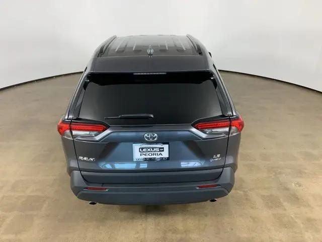 2025 Toyota RAV4 Hybrid LE