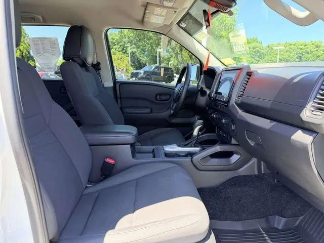2023 Nissan Frontier Crew Cab S 4x4