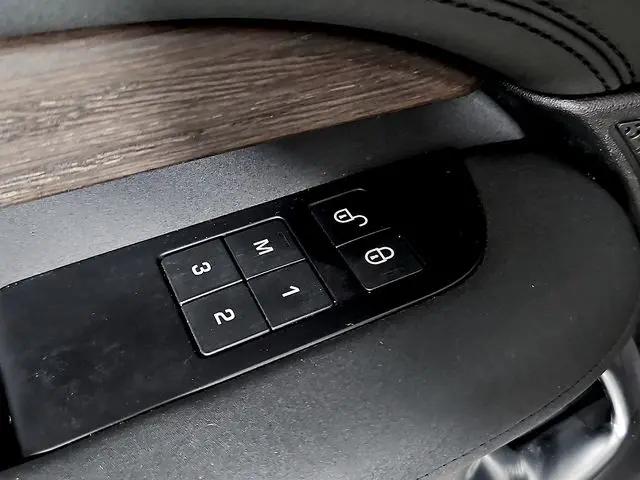 2018 Land Rover Discovery HSE