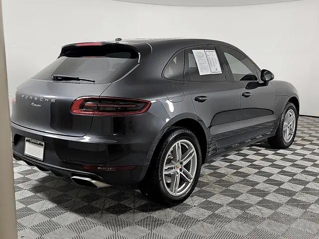 2018 Porsche Macan Macan