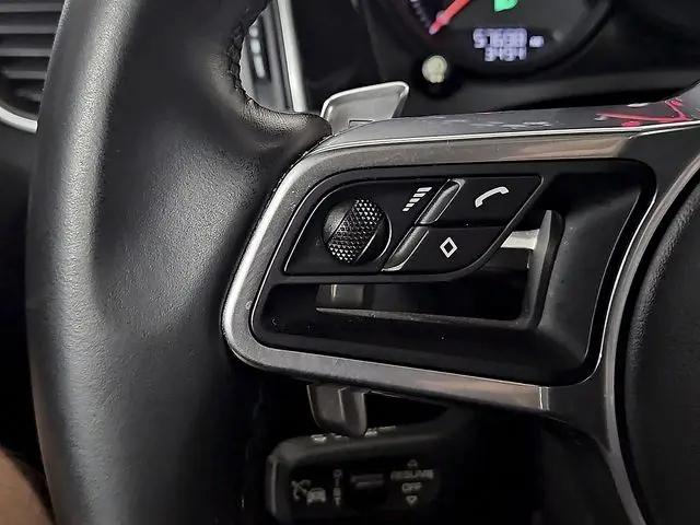 2018 Porsche Macan Macan