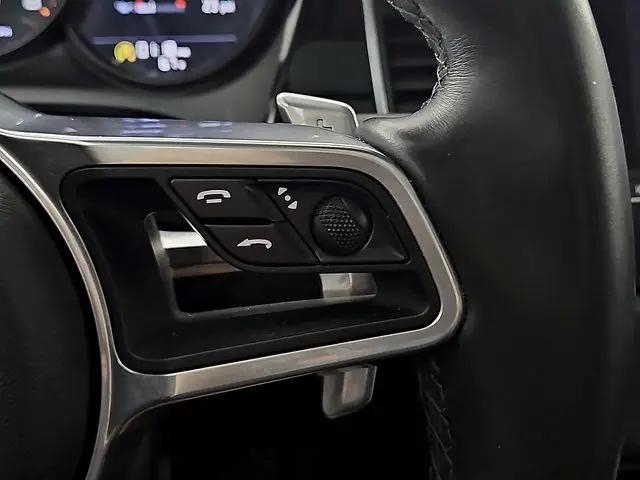 2018 Porsche Macan Macan
