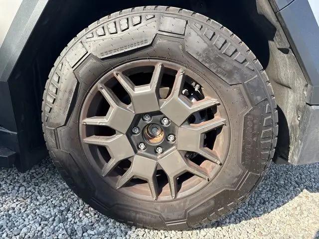 2024 Tesla Cybertruck Cyberbeast