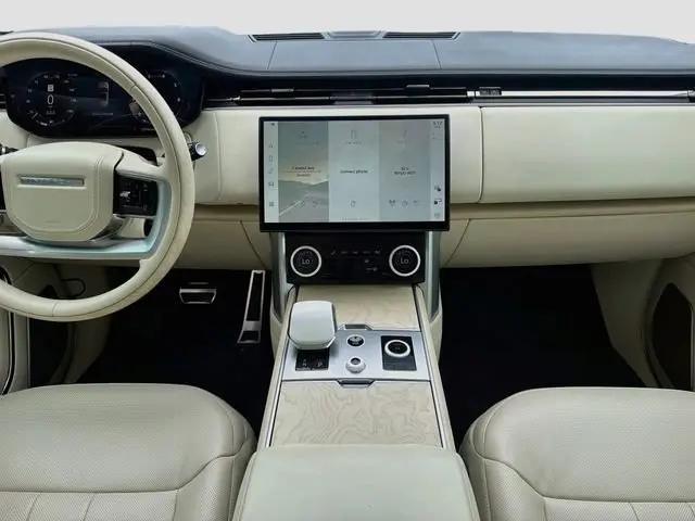 2023 Land Rover Range Rover SV