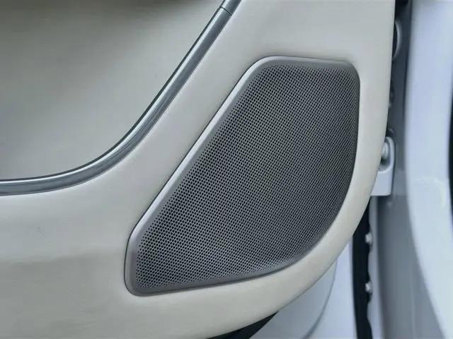 2023 Land Rover Range Rover SV