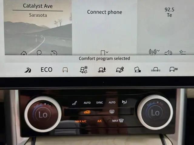 2023 Land Rover Range Rover SV