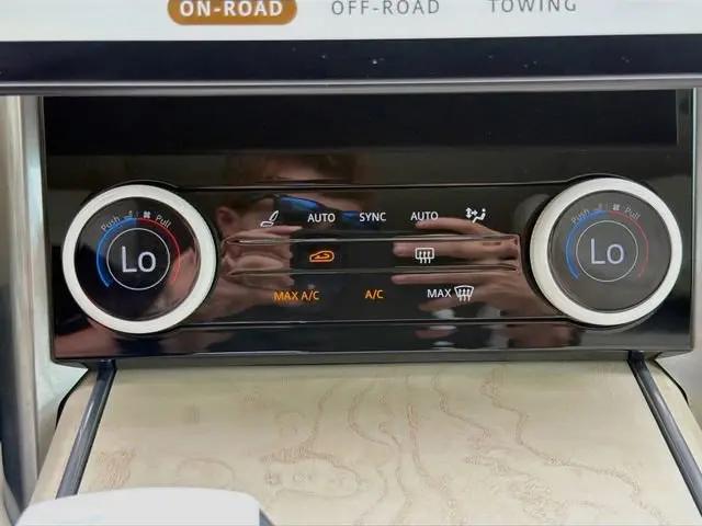 2023 Land Rover Range Rover SV