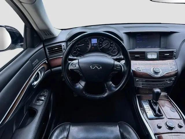 2017 INFINITI Q70L 3.7