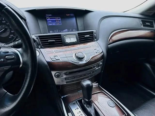 2017 INFINITI Q70L 3.7