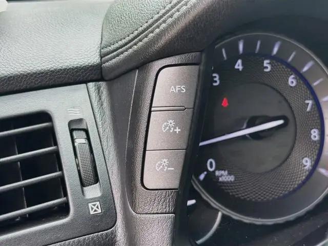 2017 INFINITI Q70L 3.7