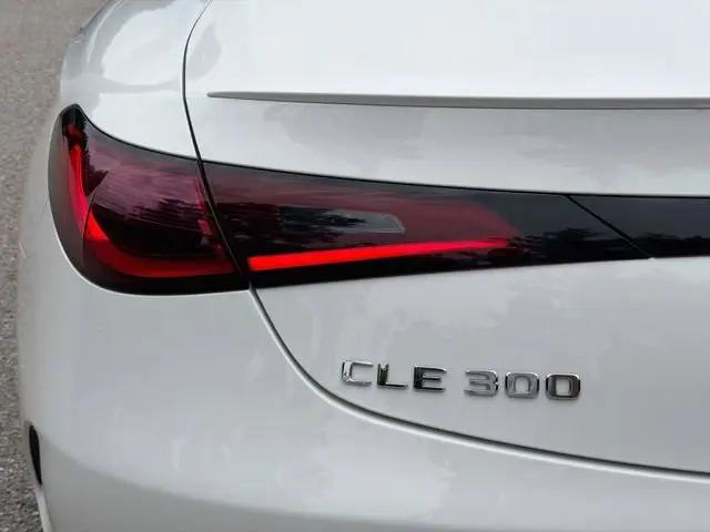 2026 Mercedes-Benz E-CLASS E 300 CLE 300