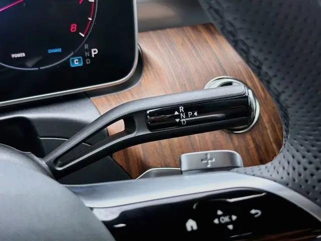 2026 Mercedes-Benz E-CLASS E 300 CLE 300