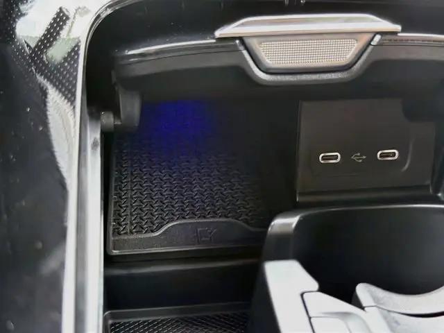 2026 Mercedes-Benz E-CLASS E 300 CLE 300
