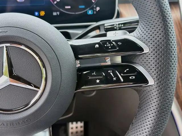 2026 Mercedes-Benz E-CLASS E 300 CLE 300